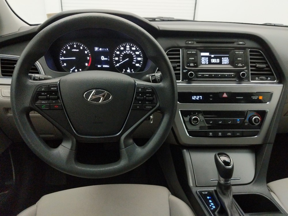 2017 Hyundai Sonata - Driver Dash