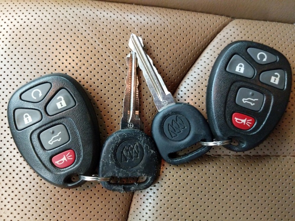 2016 Buick Enclave - Keys