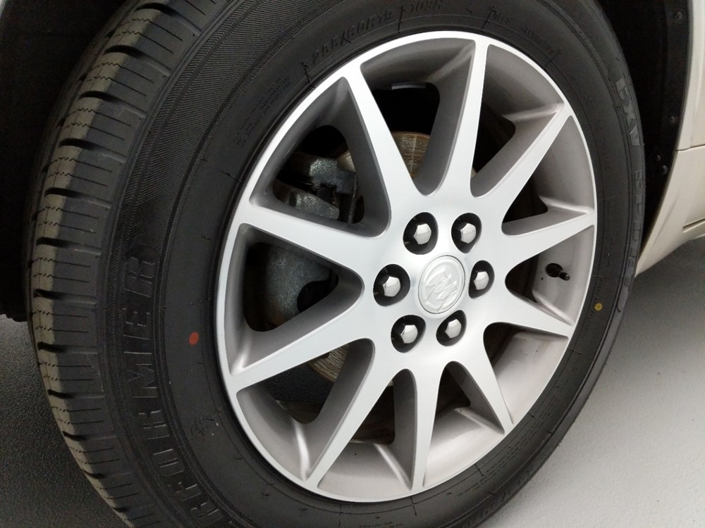 2016 Buick Enclave - Wheel