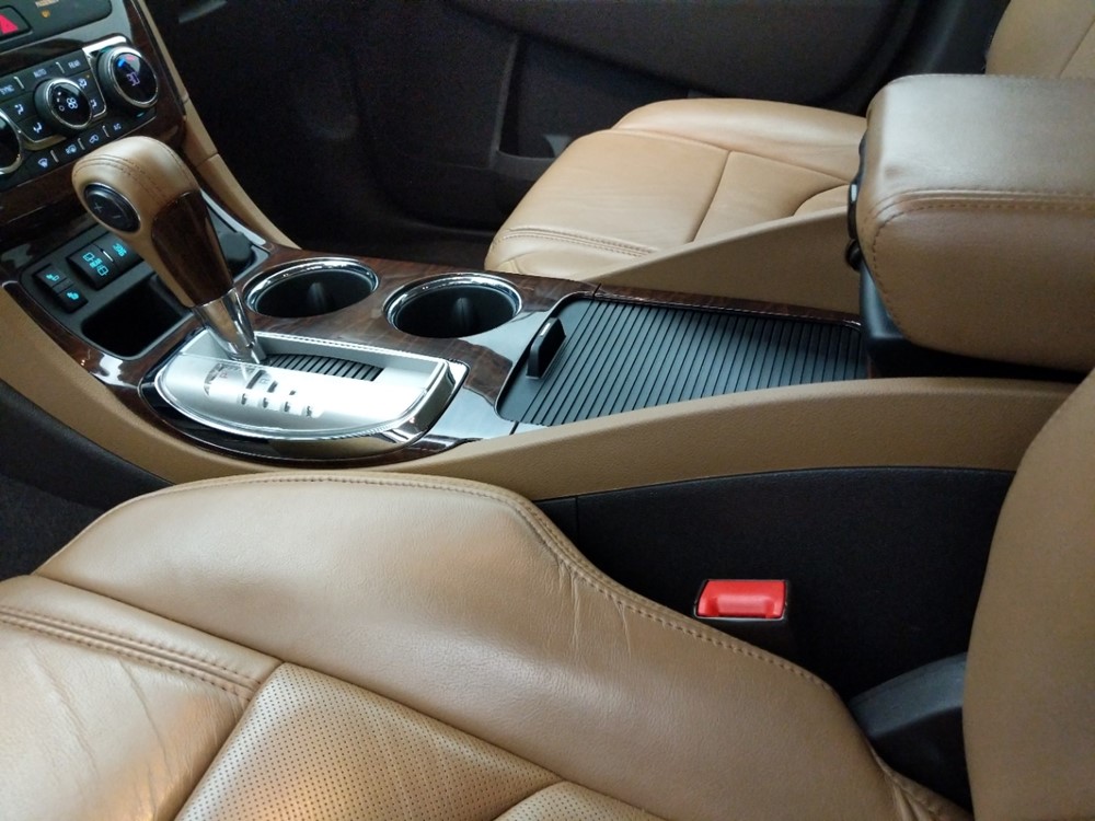 2016 Buick Enclave - Center Console/Cup Holders