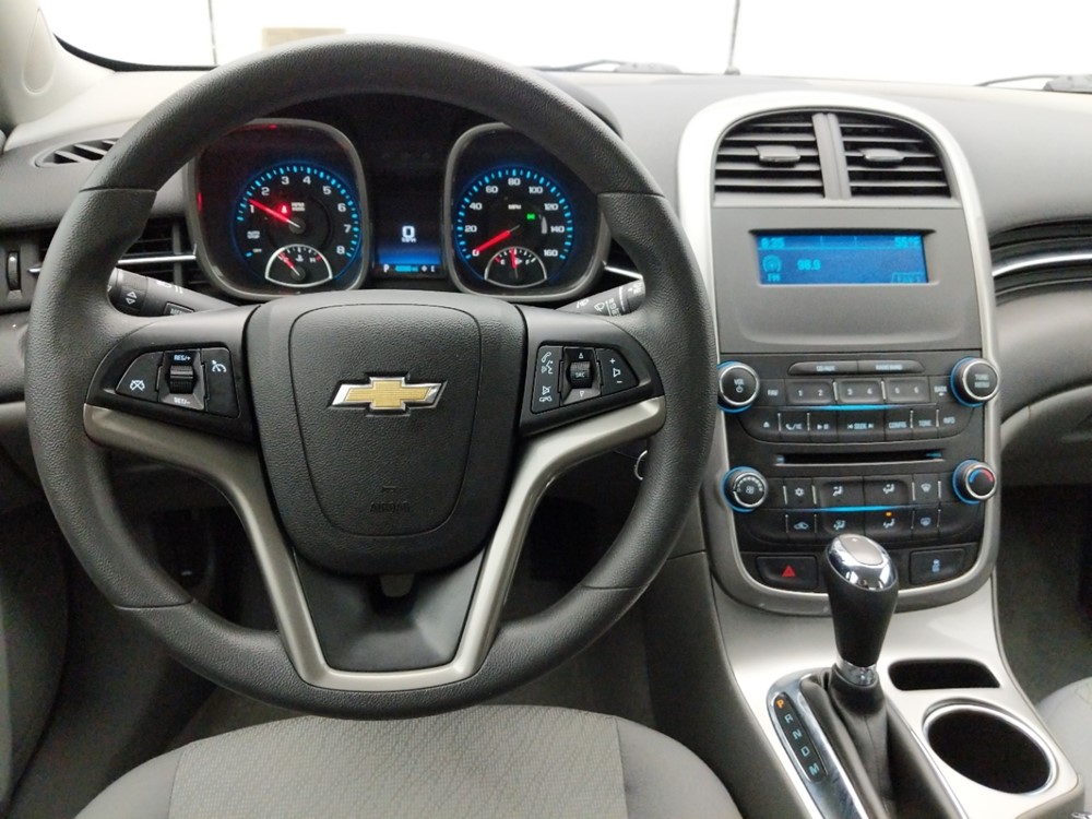 2016 Chevrolet Malibu - Driver Dash