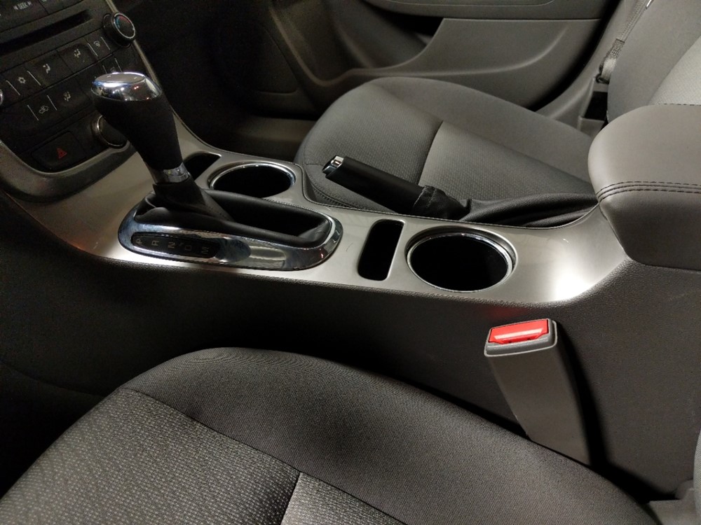 2016 Chevrolet Malibu - Center Console/Cup Holders