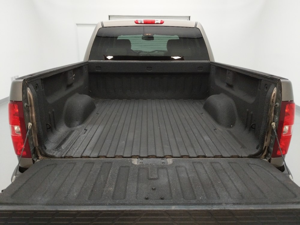 2013 Chevrolet Silverado 1500 - Trunk