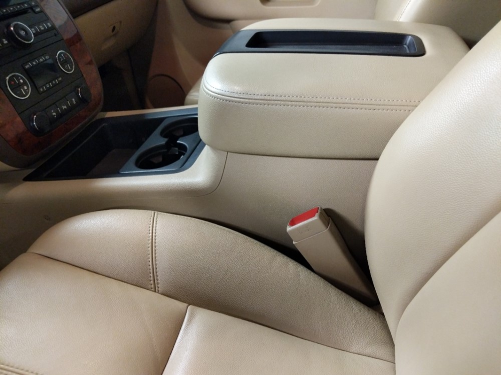 2013 Chevrolet Silverado 1500 - Center Console/Cup Holders