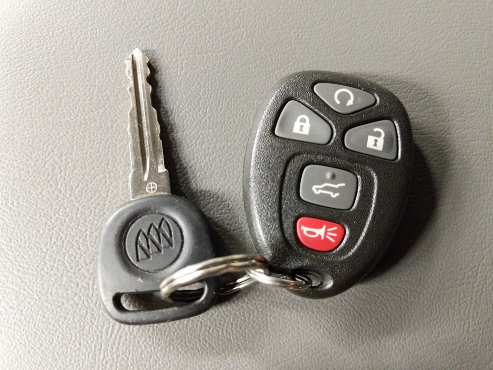 2016 Buick Enclave - Keys
