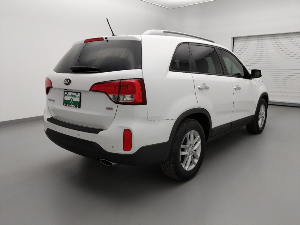 2014 Kia Sorento - Passenger Rear Bumper