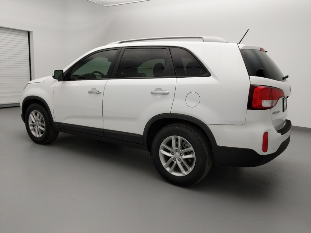 2014 Kia Sorento - Driver Rear Side