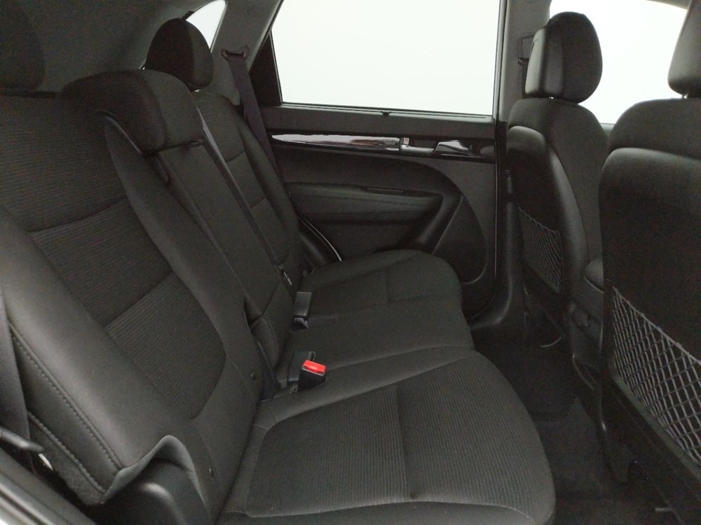 2014 Kia Sorento - Passenger Rear Seat