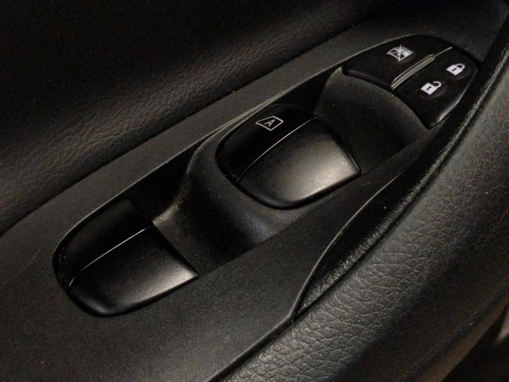 2017 Nissan Altima - Driver Power Windows/Lock Control