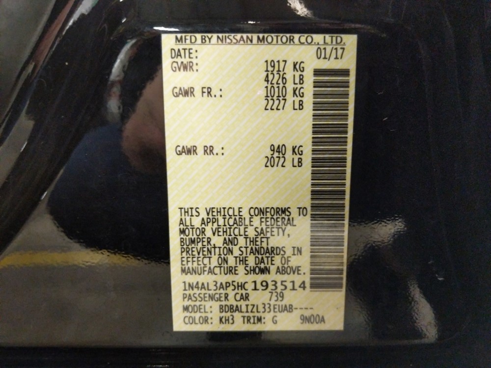 2017 Nissan Altima - VIN Plate