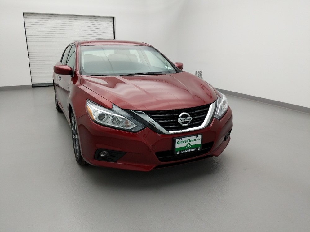 2017 Nissan Altima - Passenger Front Hood