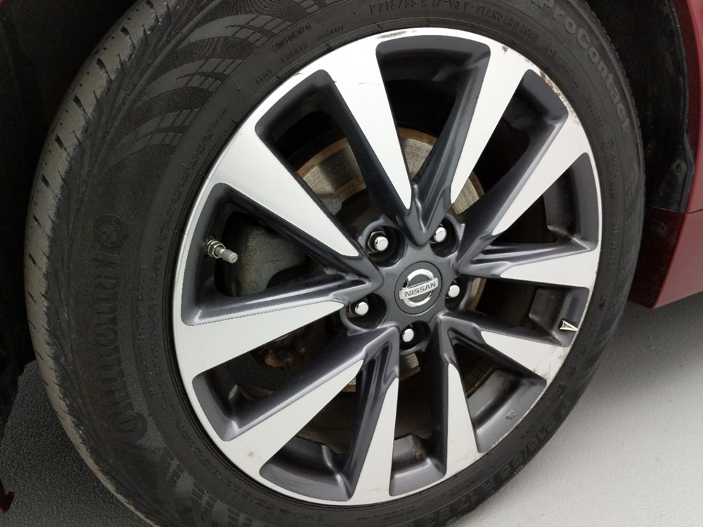 2017 Nissan Altima - Wheel