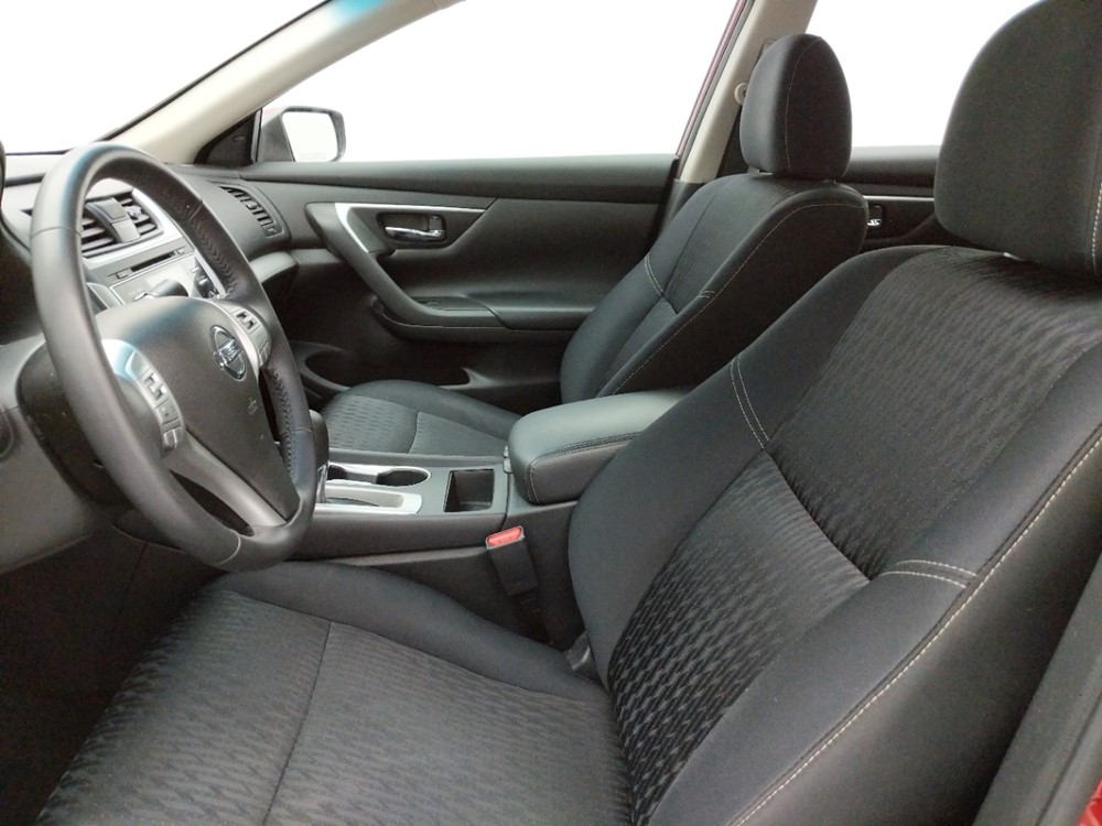 2017 Nissan Altima - Driver Front Seat