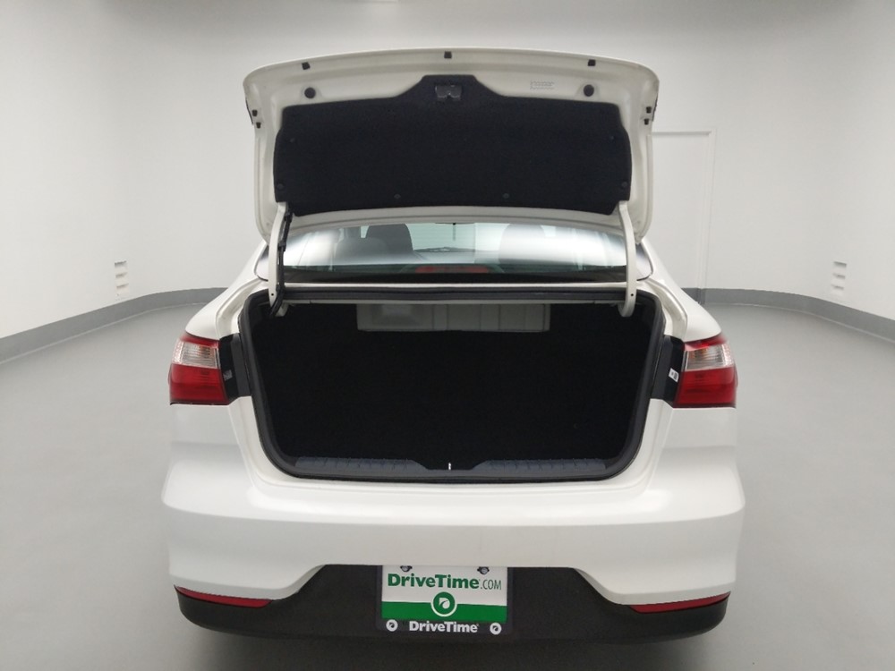 2016 Kia Rio - Trunk