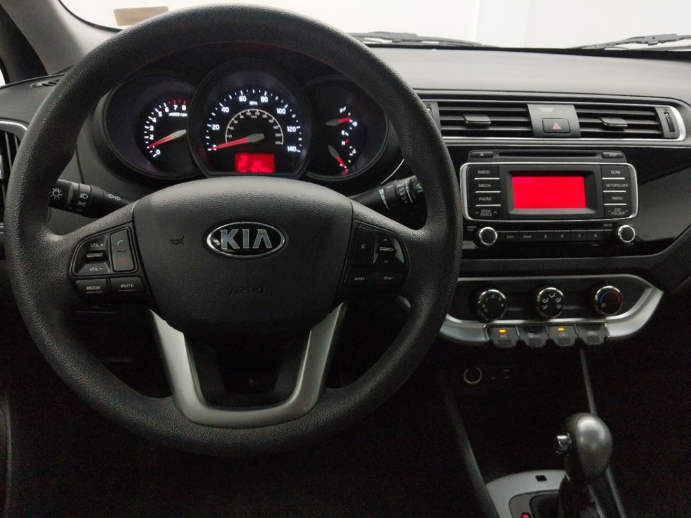2016 Kia Rio - Driver Dash