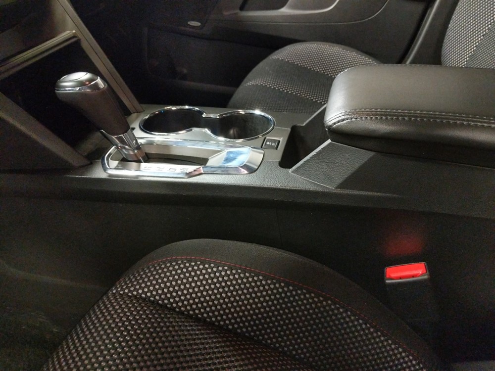 2017 Chevrolet Equinox - Center Console/Cup Holders