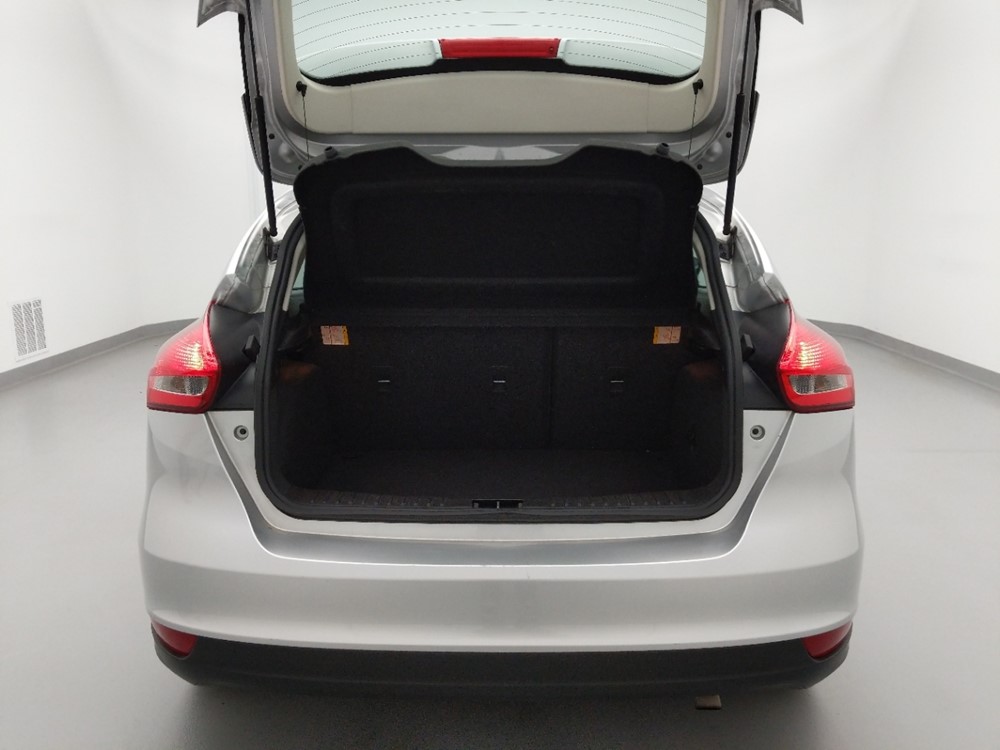 2017 Ford Focus - Trunk