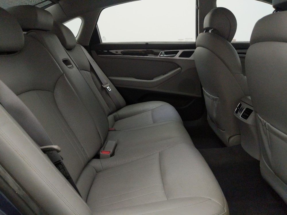 2015 Hyundai Genesis - Passenger Rear Seat