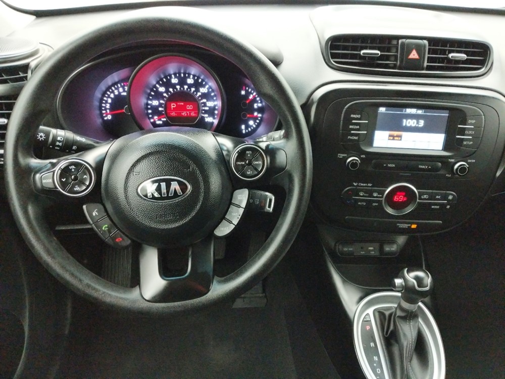 2017 Kia Soul - Driver Dash