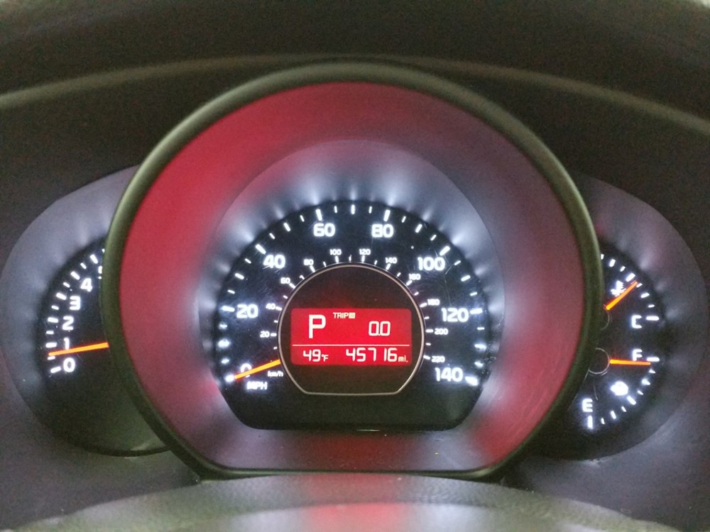2017 Kia Soul - Odometer Close Up