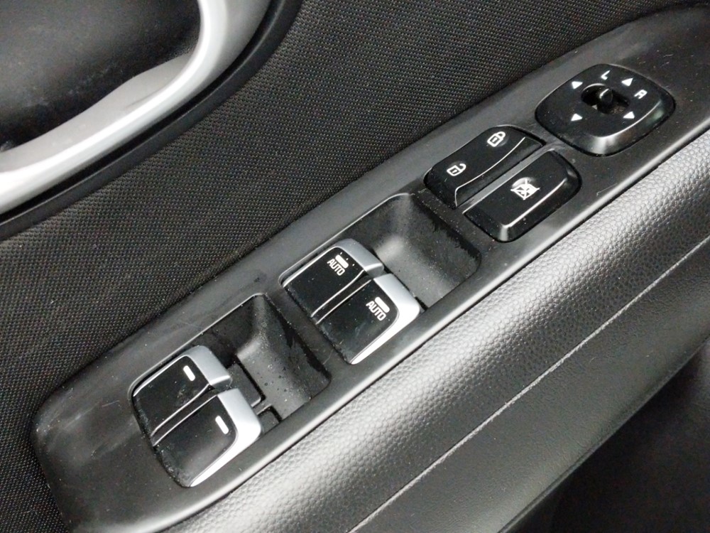 2017 Kia Soul - Driver Power Windows/Lock Control
