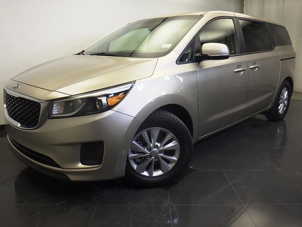 2017 Kia Sedona - Driver Front Bumper