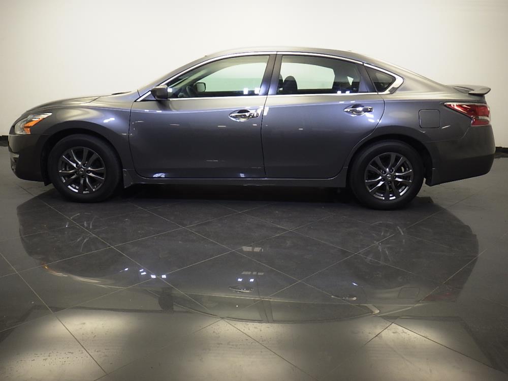 2015 Nissan Altima - Driver Front Side