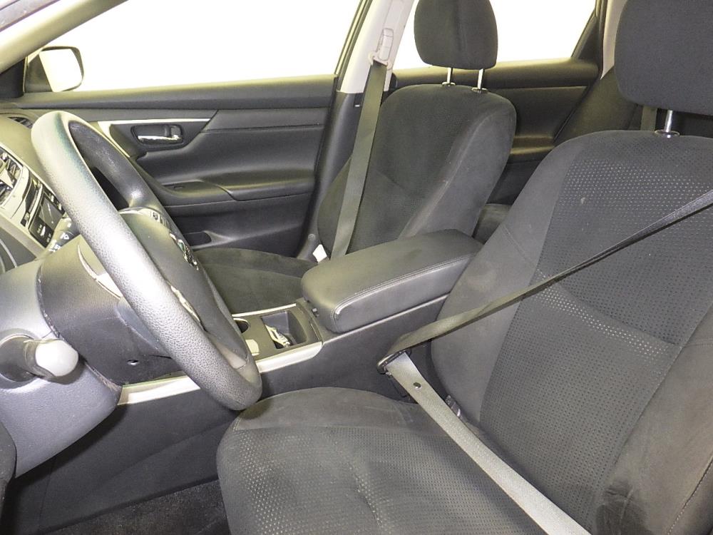 2015 Nissan Altima - Driver Front Seat
