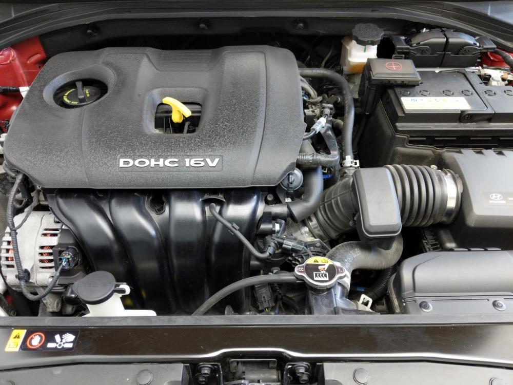 2017 Hyundai Elantra - Engine