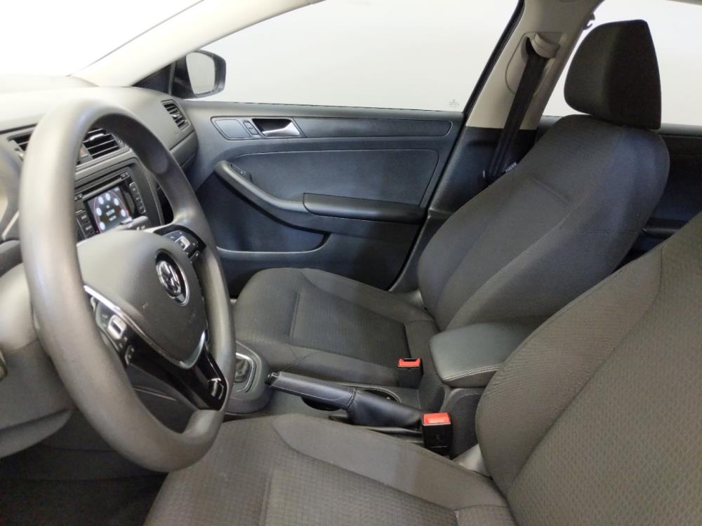 2015 Volkswagen Jetta - Driver Front Seat