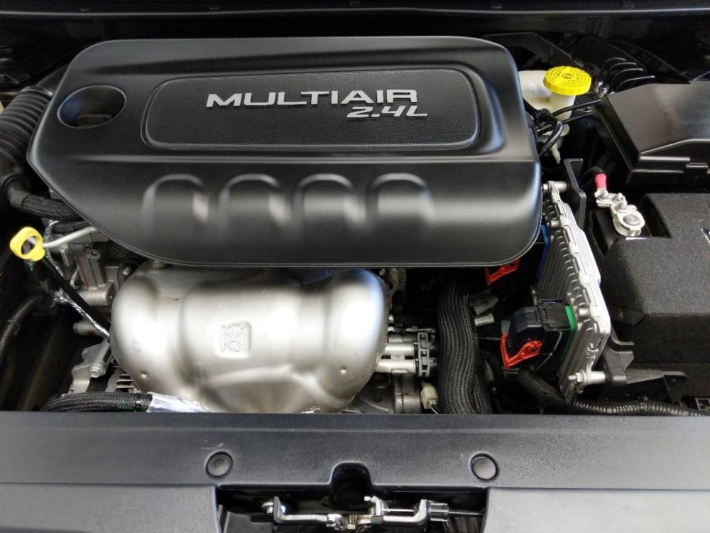 2016 Chrysler 200 - Engine