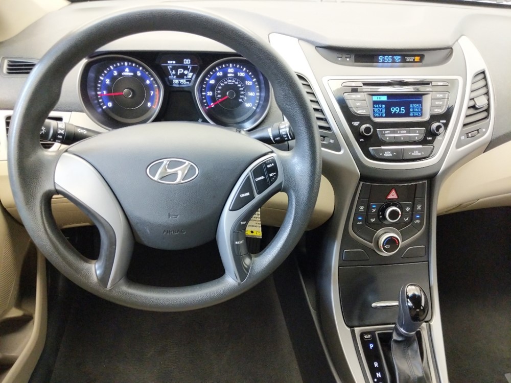 2016 Hyundai Elantra - Driver Dash
