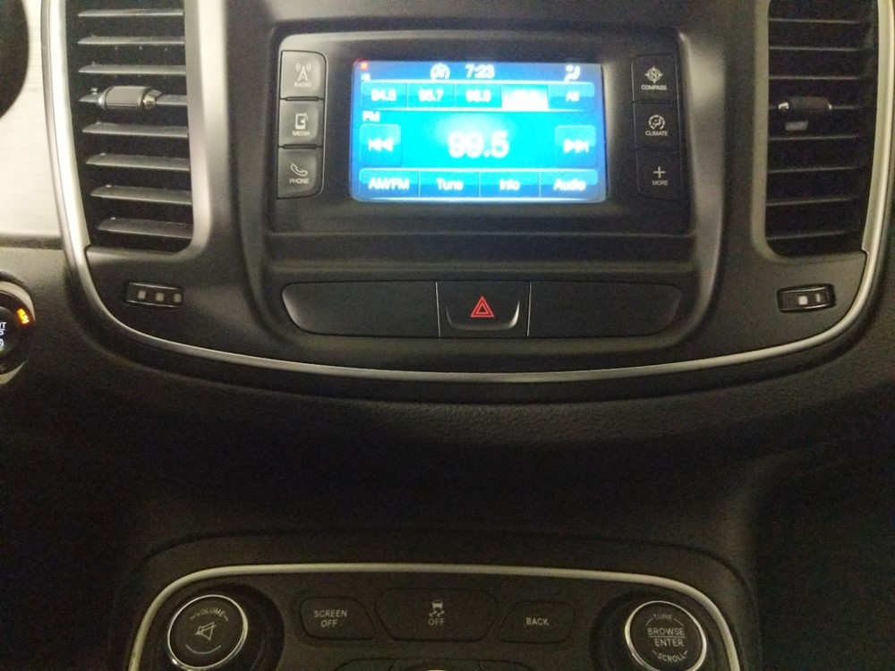 2015 Chrysler 200 - Stereo Package