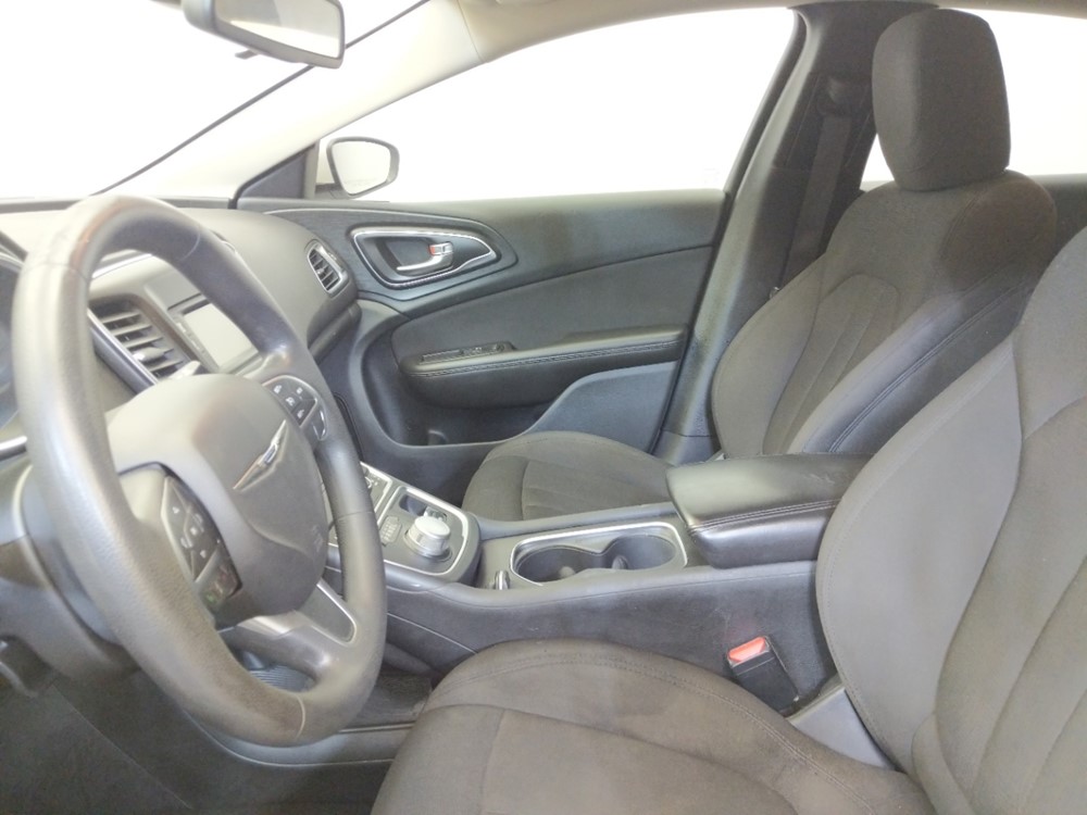 2015 Chrysler 200 - Driver Front Seat