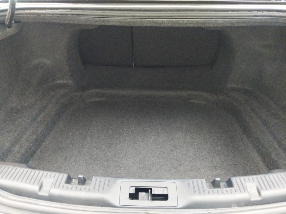 2017 Ford Taurus - Trunk