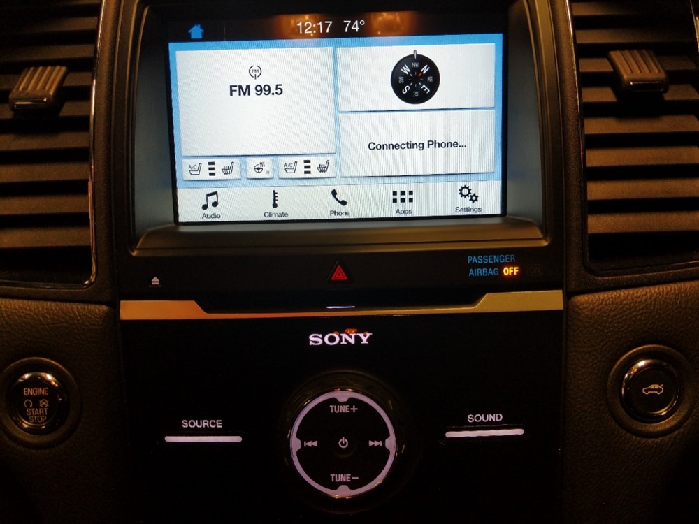 2017 Ford Taurus - Stereo Package