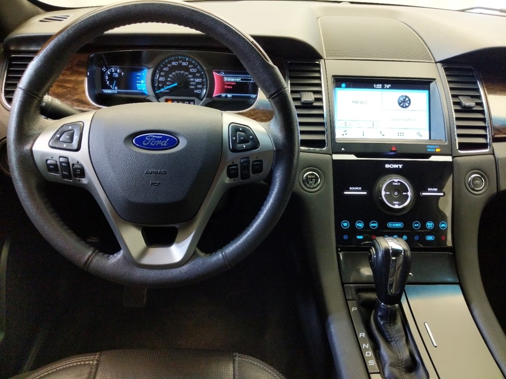 2017 Ford Taurus - Driver Dash
