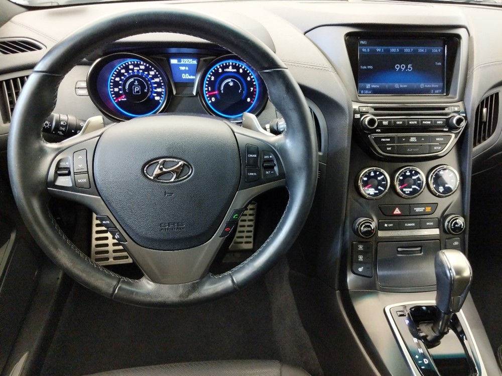 2015 Hyundai Genesis - Driver Dash