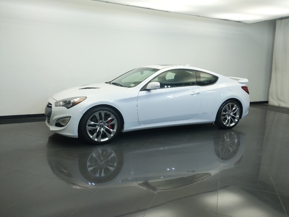 2015 Hyundai Genesis - Driver Front Side