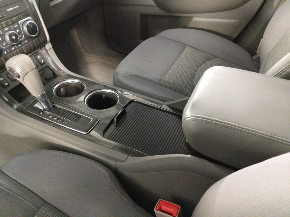 2014 Chevrolet Traverse - Center Console/Cup Holders