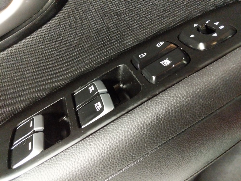 2017 Kia Soul - Driver Power Windows/Lock Control