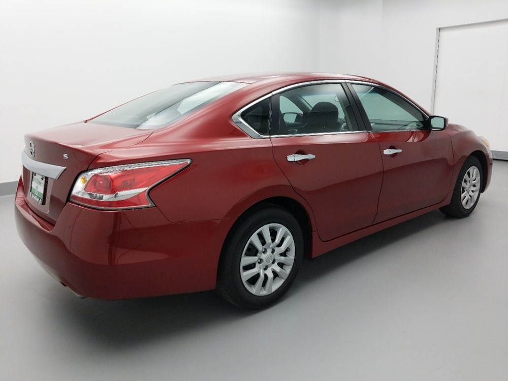 2015 Nissan Altima - Passenger Rear Side