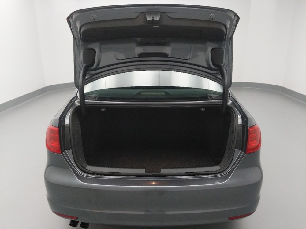 2014 Volkswagen Jetta - Trunk