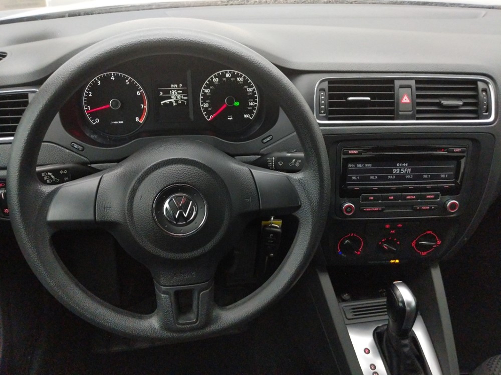 2014 Volkswagen Jetta - Driver Dash