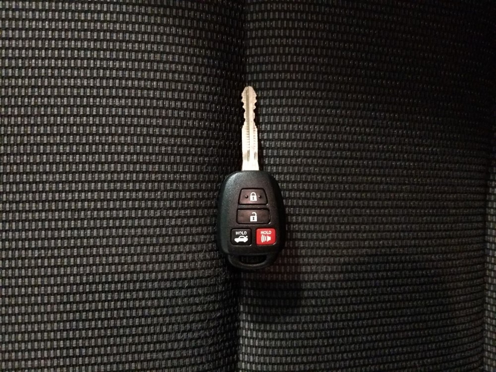 2017 Toyota Corolla - Keys