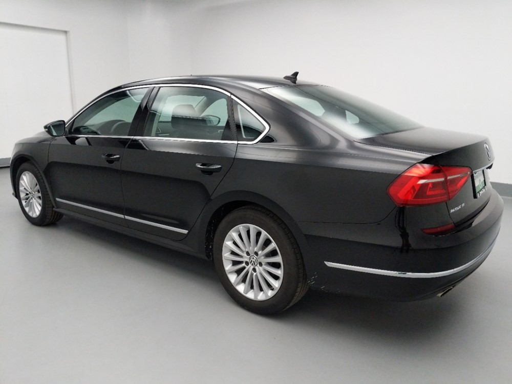 2016 Volkswagen Passat - Driver Rear Side