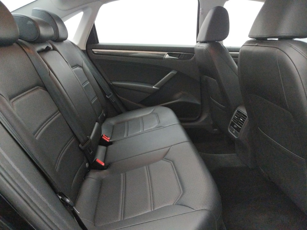 2016 Volkswagen Passat - Passenger Rear Seat