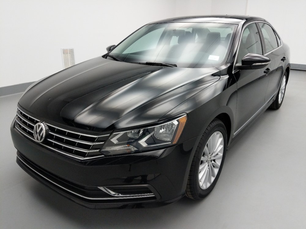 2016 Volkswagen Passat - Driver Front Bumper