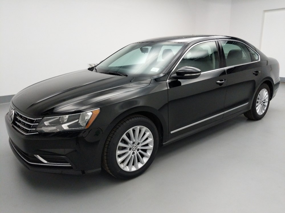 2016 Volkswagen Passat - Driver Front Side