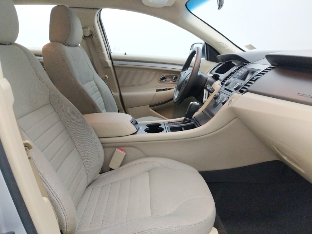2014 Ford Taurus - Passenger Front Seat